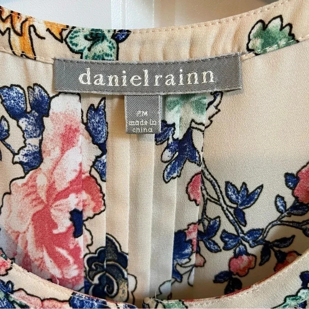 Daniel Rainn Cream Floral Sleeveless Blouse Women’s Petite Medium - Picture 6 of 8